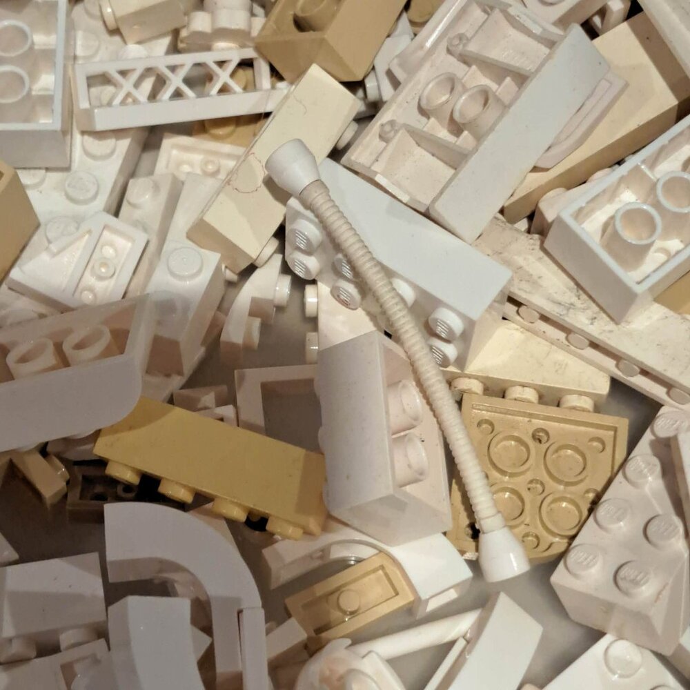 Bulk lot of white beige Lego - Picture 4 of 12